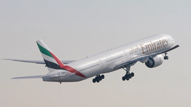 Emirates to add third A380 service to London Heathrow