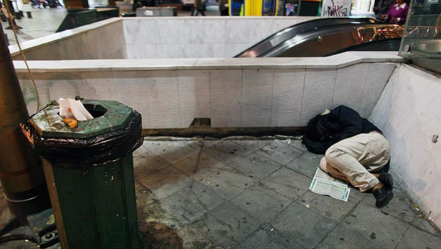 In Greek crisis, HIV gains ground