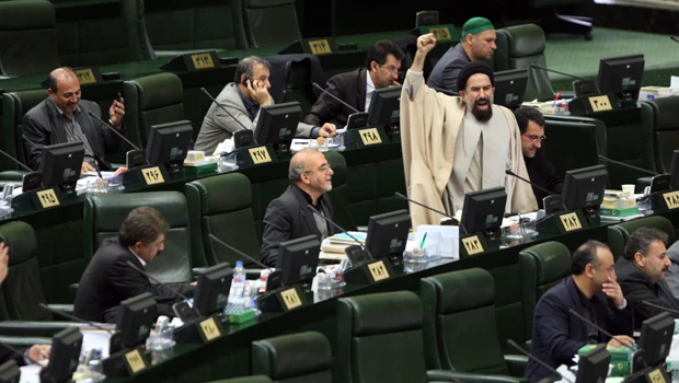Iran’s parliament votes to reduces ties with Britain