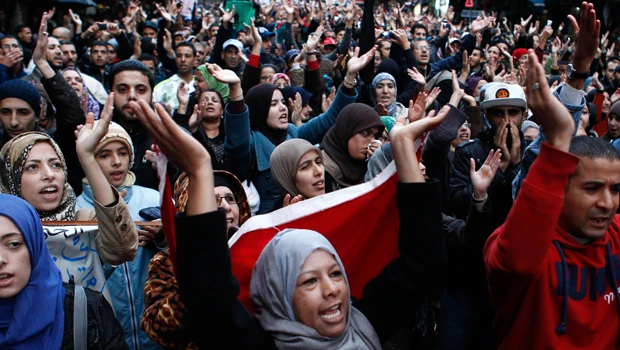 Thousands of Moroccans call for election boycott