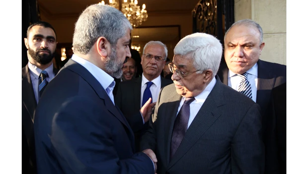 Palestinian factions open a ‘new page’ in relations