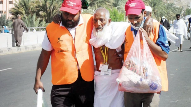 Volunteers earn fulsome praise from pilgrims, authorities
