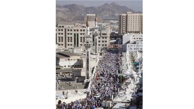 Pilgrims relieved after second day of stoning