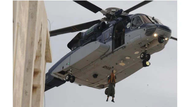 21 students airlifted to hospital