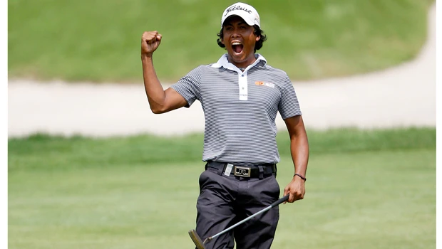 Stormy Singapore Open set for Monday finale