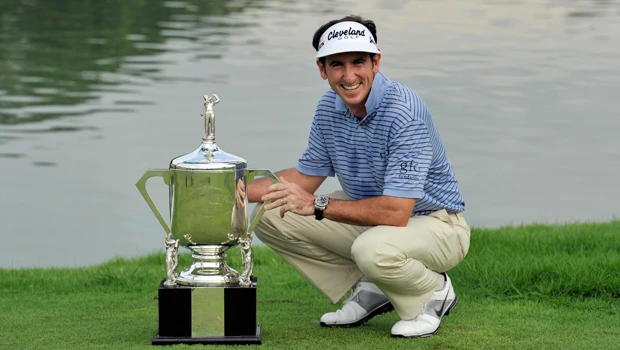 Fernandez-Castano wins Singapore Open in playoff