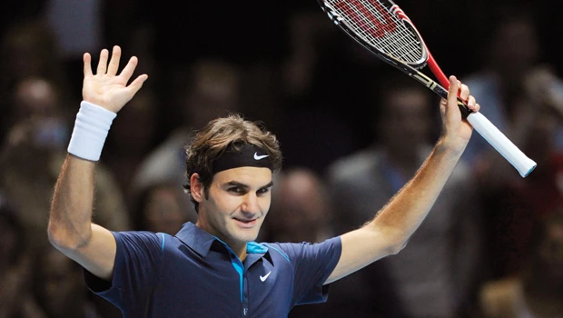 Federer off to winning start despite Tsonga scare