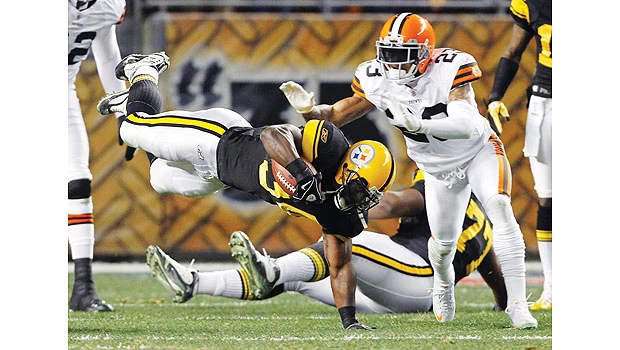 Roethlisberger hurt; Steelers hold off Browns 14-3