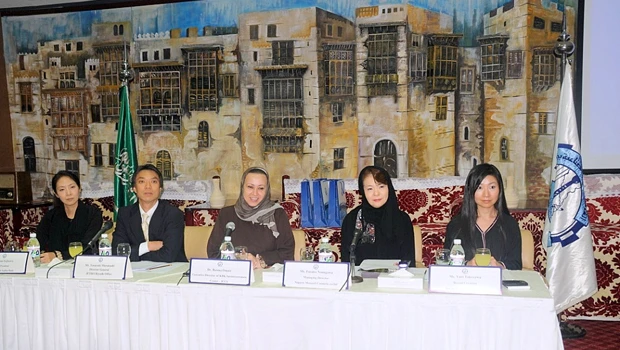 Japanese cosmetics experts share business ideas