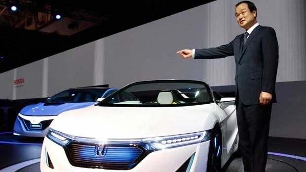 Honda recalling 304,000 vehicles for air-bag problems