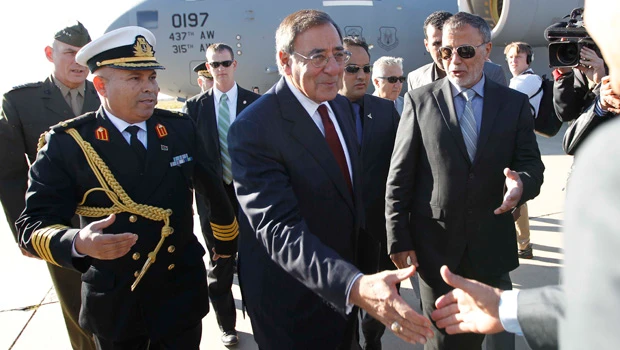 Panetta becomes first defense chief to visit Libya
