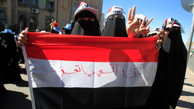 Two killed in Taiz; Yemen power transfer deal stalled