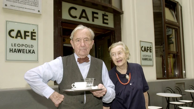 Viennese Cafe Icon Hawelka dead at 100
