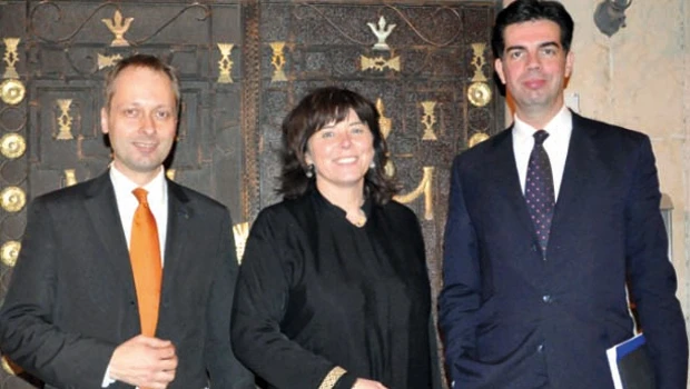 First European Parliament delegation tours Kingdom