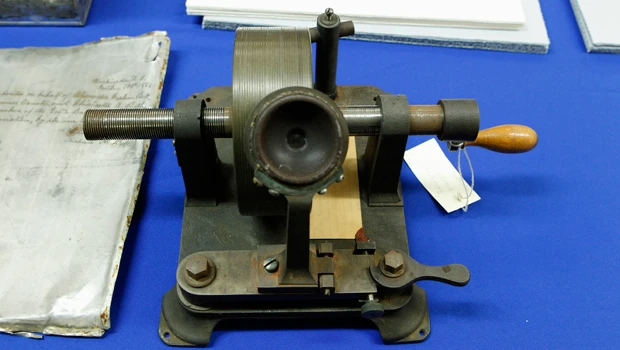 Early Alexander Graham Bell recordings played