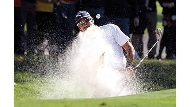 Quiros battles instincts to stay ahead in Hong Kong