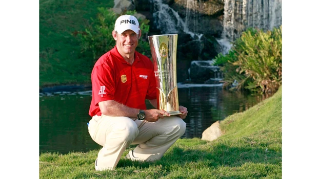 Westwood completes comprehensive Thailand victory
