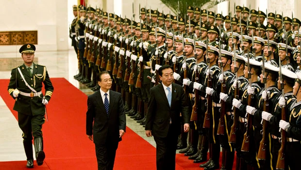 Japan PM reaches out to China on North Korea