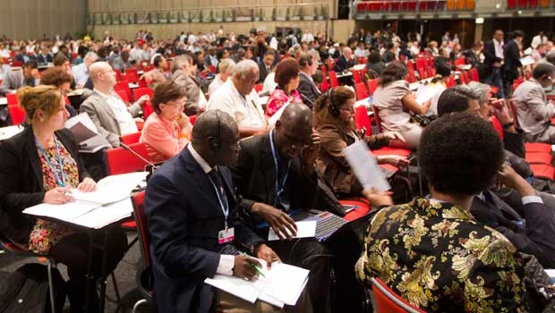 States imperiled by warming rebel at climate talks