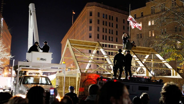 Police arrest dozens of protesters in Washington