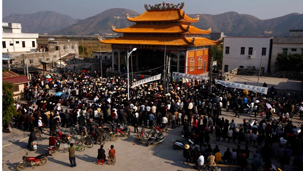 Protesting villagers in China win rare compromise