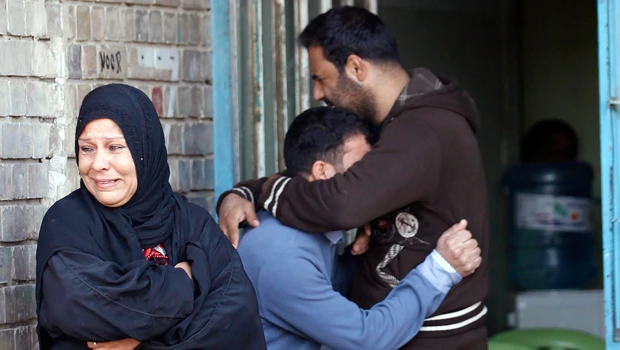 Suicide bomber kills 32 at Baghdad funeral march