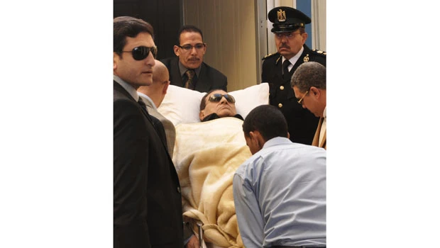 Defense lawyer portrays Mubarak as 'clean' leader