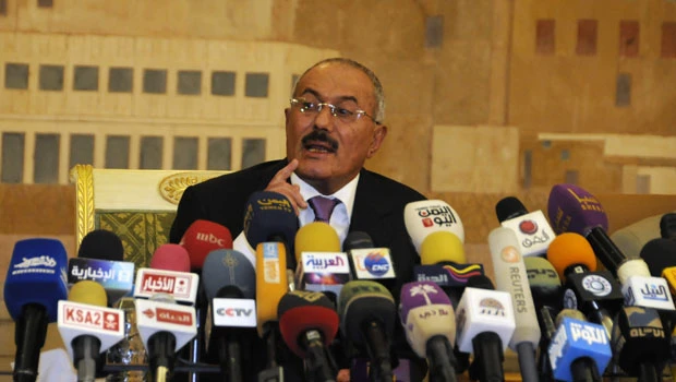 Saleh has reneged on promises: Clinton