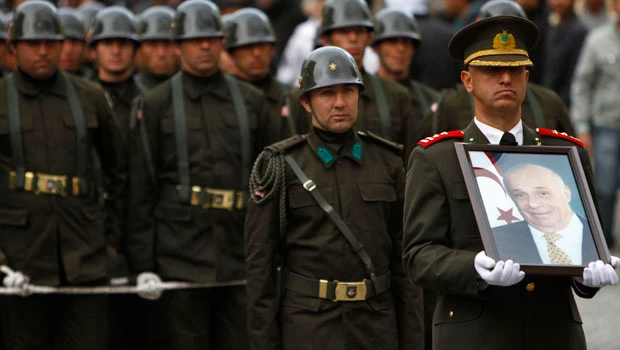 Turkey’s leaders come to mourn Turk Cypriot champion