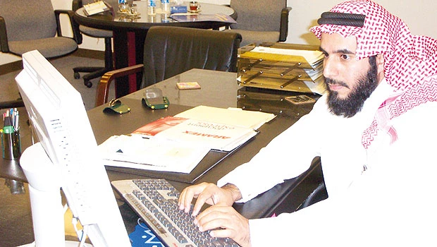 Arabist calls for dialogue with expats