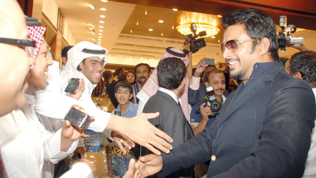 Bollywood star Madhavan wows Saudi fans