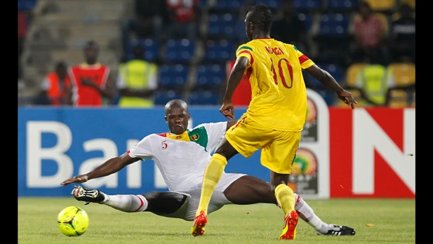 Mali squeezes out 1-0 win over Guinea in Group D
