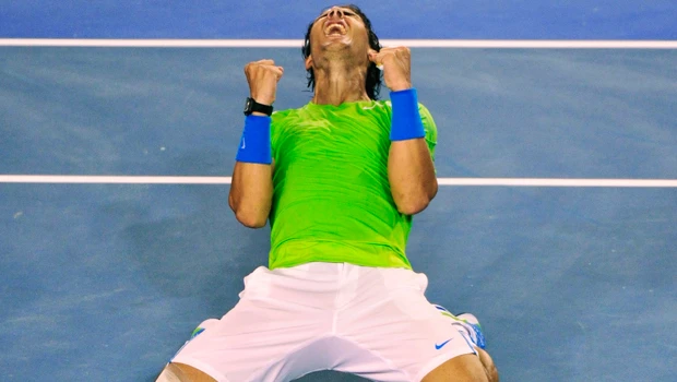 Nadal tops Federer; Sharapova, Azarenka seal title clash