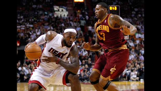 Heat survive shaky offense to beat Cavs