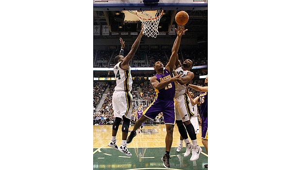 Millsap's double-double leads Jazz past Nuggets