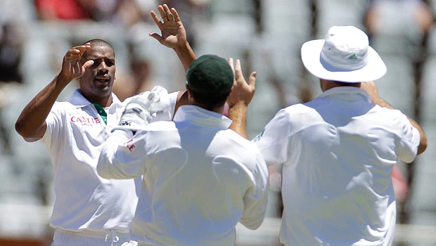 South Africa clinches series with 10-wicket win