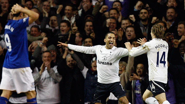 Spurs go 3 points behind Man City with Everton win