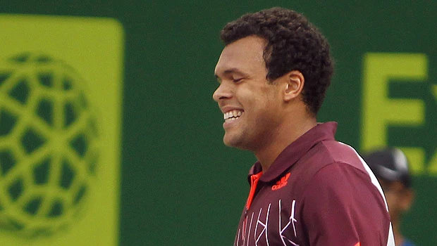 Tsonga labors to first-round win at Qatar Open