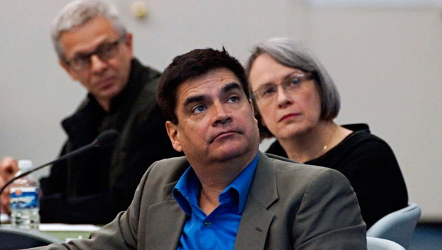 Canadian natives warn against pipeline to Pacific