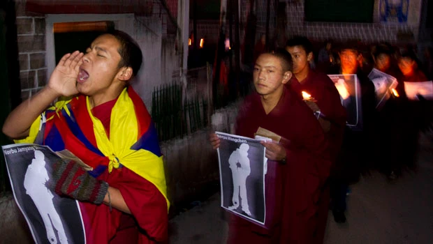 Tibet government in exile condemns 'gruesome' China clashes