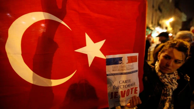 Erdogan attacks France on genocide law