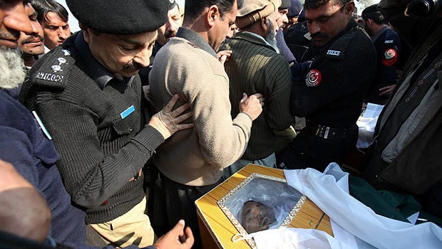Gunmen kill 3 police in northwest Pakistan