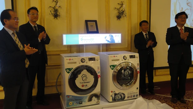 LG’s new 6 motion front loader washing machine debuts