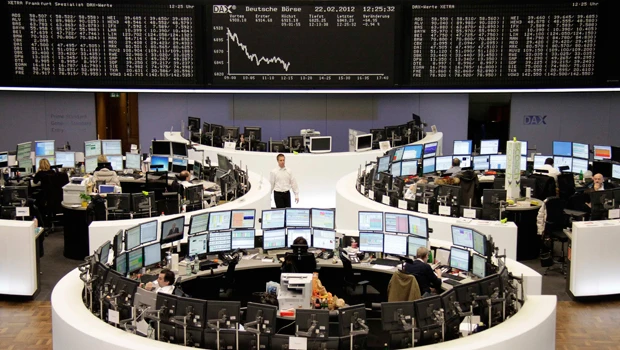 Growth concerns hit stocks, oil surges to 9-month high