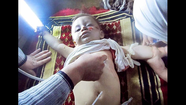 Syria shelling of Homs kills 2 Western journalists