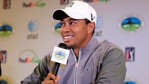 Woods offers solution against long putters