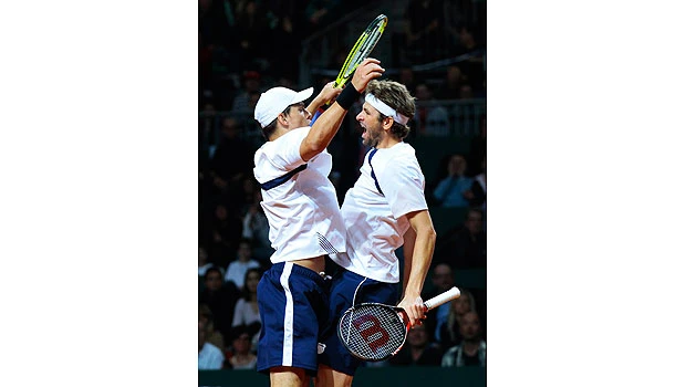 US sweeps Federer's Switzerland out of Davis Cup