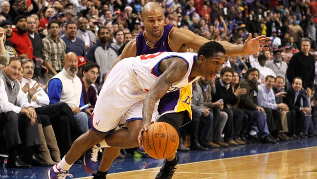 Williams rallies 76ers to 95-90 win over Lakers