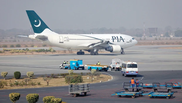 Can PIA fly through turbulent weather?