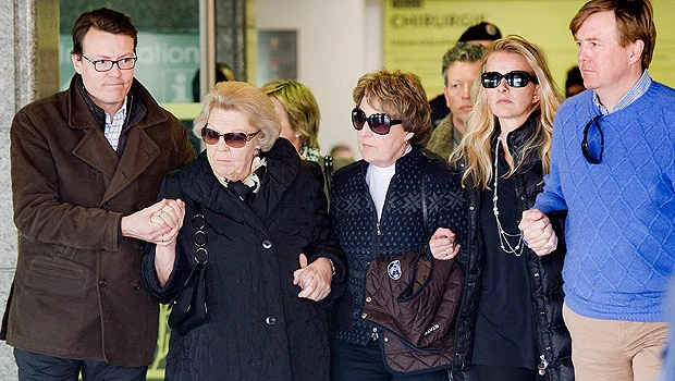 Doctors: Dutch prince may never wake up